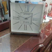 ساعت رو میزی بزرگ
