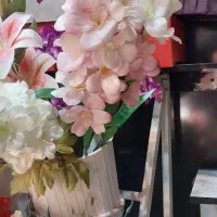 انواع گل مصنوئی باکس سبددسته گل شاخه ای قیمت مناسب|گل مصنوعی|تبریز, |دیوار