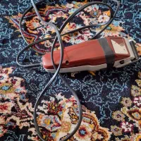 یک عدد ماشین صورت تراشی به فروش می‌رسد