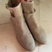 بوت و کفش و کیف