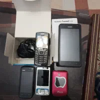 تعدادی گوشی