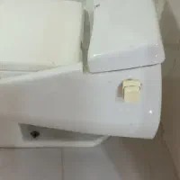 توالت فرنگی قدیمی|لوازم سرویس بهداشتی|شیراز, قلات|دیوار