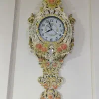 ساعت دیواری طرح سلطنتی