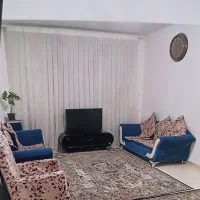 مبل و میز تلویزیون