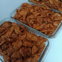 نیرو آشپز ساندویچ زن ماهر