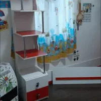 بوفه ویترینی،قفسه ی اسباب بازی