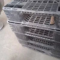 پالت پلاستیکی و سبد و استند