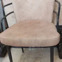 صندلی پایه فلزی
