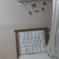 تخت نوجوان به همراه شلف وتشک نو وسه کشو در کف|تخت و سرویس خواب|کهریزک, |دیوار