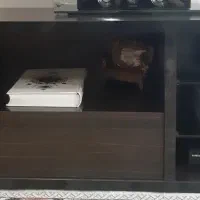 میز تلویزیون جنس ام دی اف ، کاملا سالم