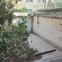 ۲۲۰متر.خ مهرآباد.قابل سکونت.۵ طبقه رو پیلوت
