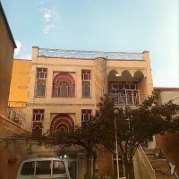 آپارتمان  سه واحد مجزا   سه خوابه