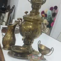 سماور برنجی قدیمی  همراه شش تکه