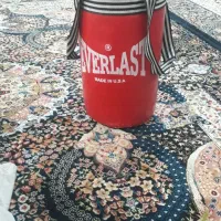 کیسه بوکس چرمی ویک دست گرمکن ورزشی جنس عالی