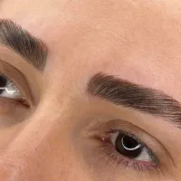 اکستنشن مژه . لیفت ابرو و مژه