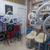 رینگ لایت پخش تک و عمده باپایه بلند|دوربین عکاسی و فیلم‌برداری|تهران, فردوسی|دیوار