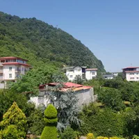 آپارتمان ویلاکوهپایه روبه کوه وجنگل بکر و ویو زیبا