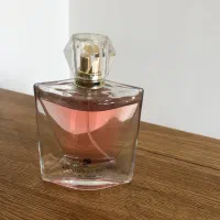 عطر پرفیوم زنانه مدل لانکوم لاویه است بله ۷۵ میل