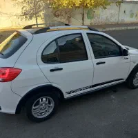 کوییک R مدل 99 بدون رنگ در حد صفر