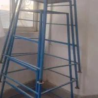 چهار پایه آهنی نو