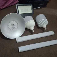 لامپ پرژکتور مهتابی نو بفروش میرسه