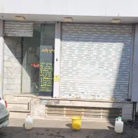 مغازه در خیابان آبان