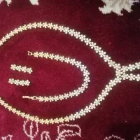 سرویس گردنبند. گوشواره. دستبند