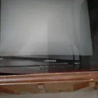 تلویزون رنگی قدیمی