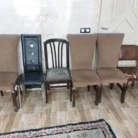 تعدادی صندلی کارگاهی