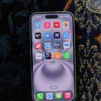 ایفون ۱۶با اداپتور