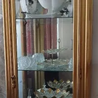 به خاطر کمبود جا واثاث کشی فروخته میشود
