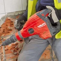 تخریب‌ساختمان‌باهیلتی‌ونصب‌واجرای‌میلگردبستر|خدمات پیشه و مهارت|شهرکرد, |دیوار