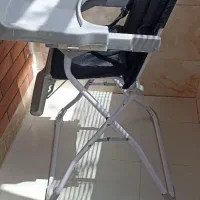 صندلی غذای نوزاد