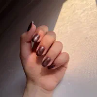 خدمات ناخن(به مدل نیاز دارم)