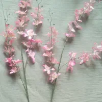 گلدان پایه بلند و گل مصنوعی|گل مصنوعی|تهران, تهرانسر شرقی|دیوار