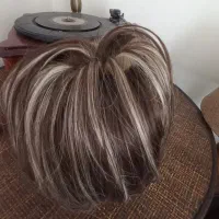 کلاه گیس  دم اسبی  که روی مو نصب میشه