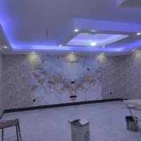 نصاب کاغذ دیواری هستم