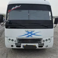 مینی بوس ایسوزو