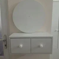 اینه و باکس کشودار