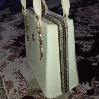 کیف|کیف، کفش، کمربند|لردگان, |دیوار