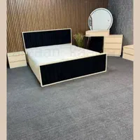 سرویسخواب کویین آی گلاس اسپرت