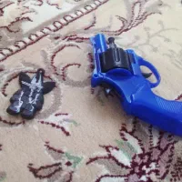 تفنگ و آدمک