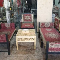 تخت سنتی|مبلمان خانگی و میز عسلی|تهران, فلسطین (میدان انقلاب)|دیوار