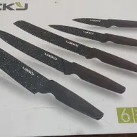 دو دست چاقو نو|ظروف پخت‌وپز|طبس, |دیوار