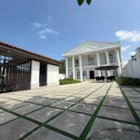 عمارت فول فرنیش 300 متری جاده اصلی