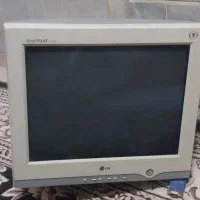 مانیتور کامپیوتر ۱۷ اینچ ال جی|قطعات و لوازم جانبی رایانه|اراک, |دیوار