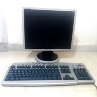 مانیتور و کیبورد