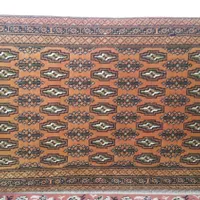 دو عدد پشتی سالم و تمیز