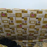 فروش یک عدد تشک دو نفره ، یکعدد فرش