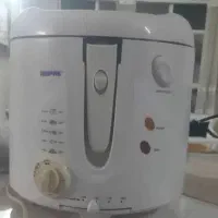 سرخ کن و سماور و قوری